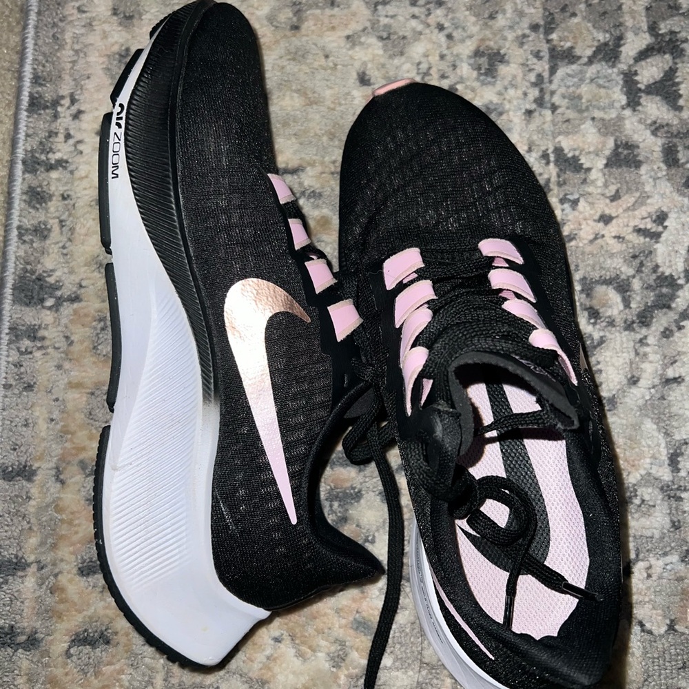 Nike Air Zoom Pegasus Running Shoes - practically new